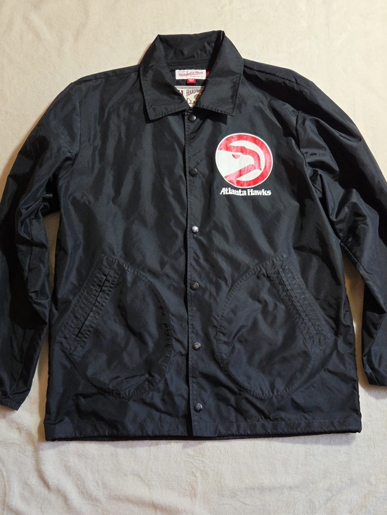 Mitchell & Ness Other - Mitchell & Ness NBA Atlanta Hawks Windbreaker